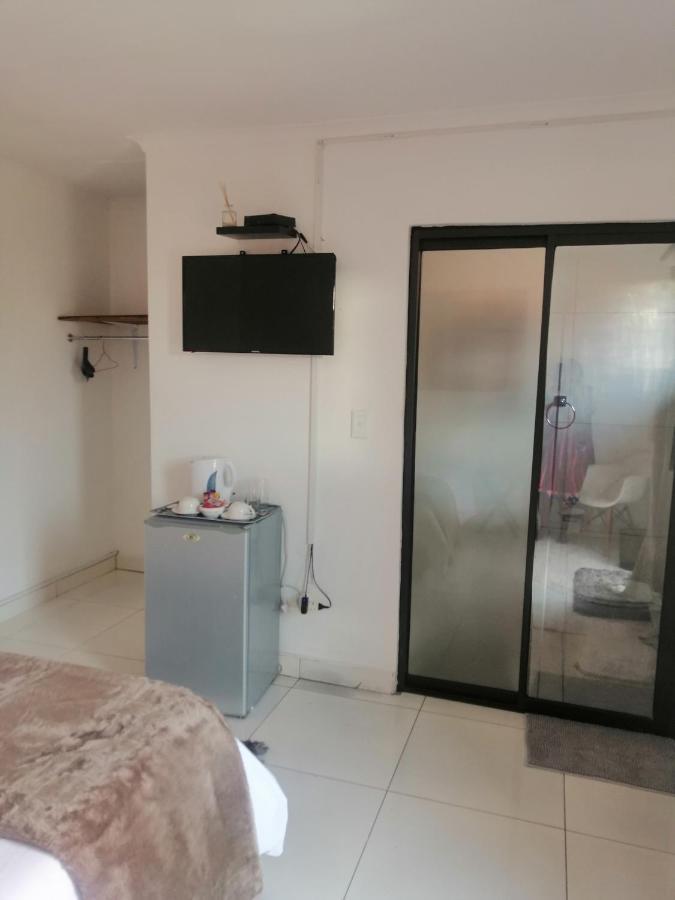 רונדו Niilo'S Guesthouse מראה חיצוני תמונה