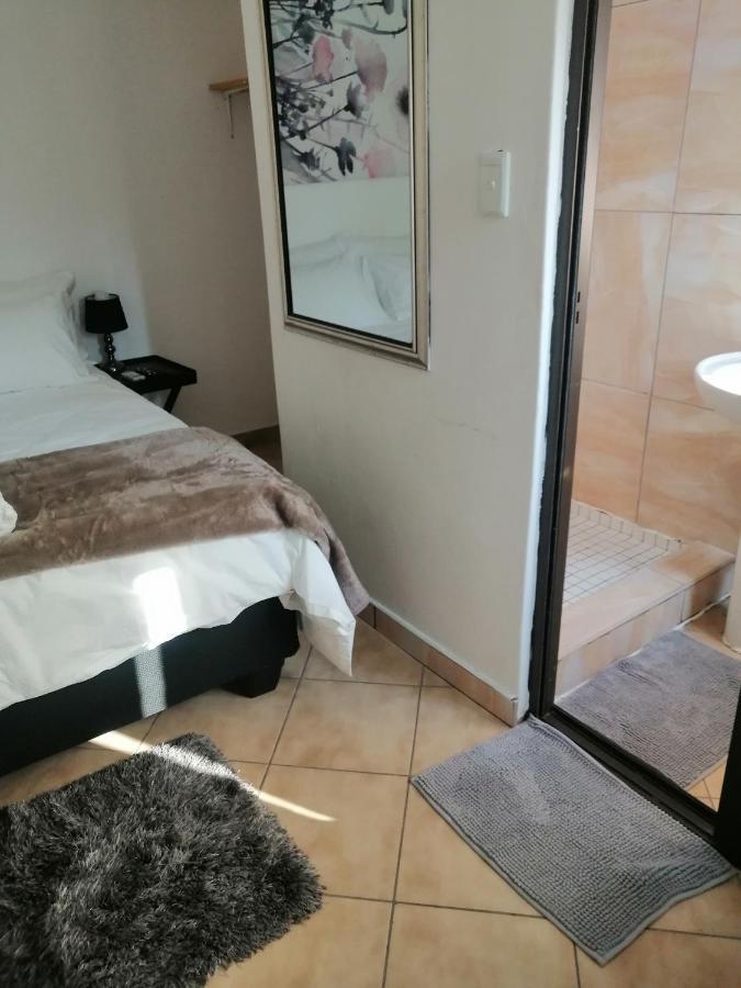 רונדו Niilo'S Guesthouse מראה חיצוני תמונה