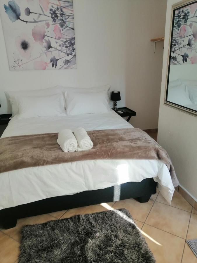 רונדו Niilo'S Guesthouse מראה חיצוני תמונה