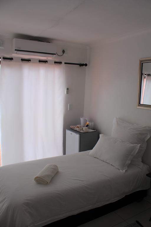 רונדו Niilo'S Guesthouse מראה חיצוני תמונה