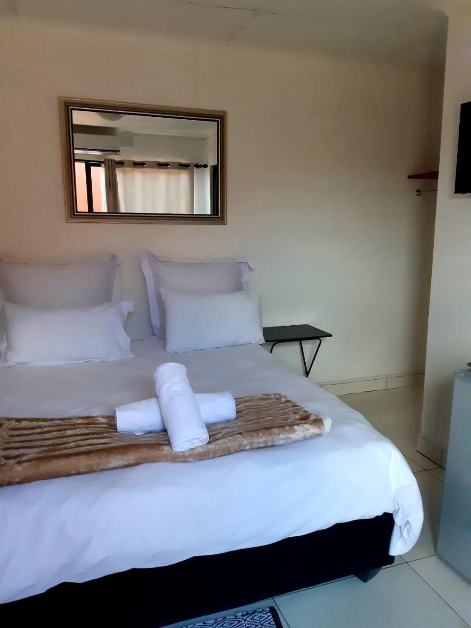 רונדו Niilo'S Guesthouse מראה חיצוני תמונה
