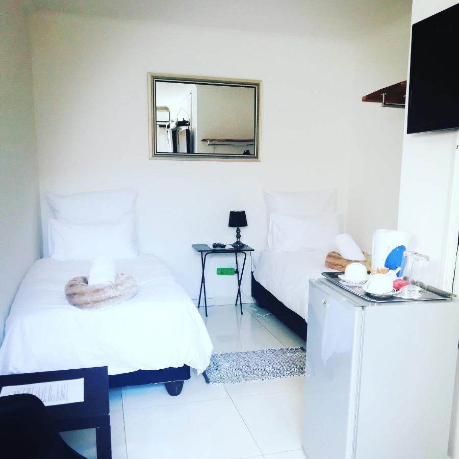 רונדו Niilo'S Guesthouse מראה חיצוני תמונה
